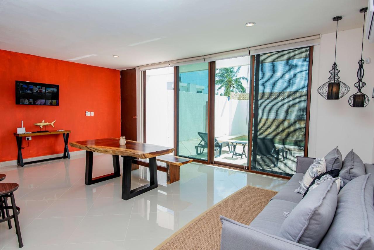97982 New Modern Villa, Private Pool, High Internet Speed, 2 Blocks From The Beach Pueblo Pueblo Chicxulub Zewnętrze zdjęcie